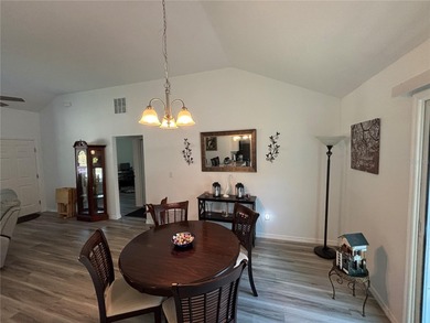 Come see this practically brand new 3/2 beautiful Frame Home - photo 11