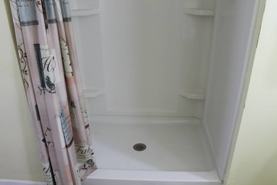 Charming 2 Bedroom / 1 Bath Home in a 55+ Active Community! This - photo 11