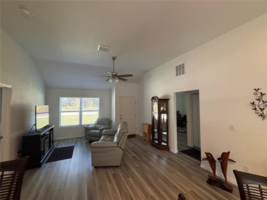 Come see this practically brand new 3/2 beautiful Frame Home - photo 16