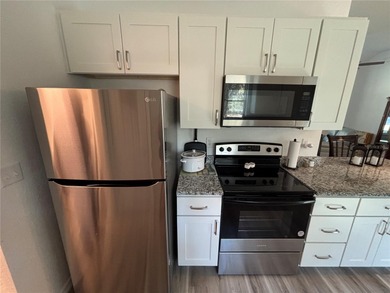 Come see this practically brand new 3/2 beautiful Frame Home - photo 18
