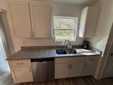 Come see this practically brand new 3/2 beautiful Frame Home - photo 20