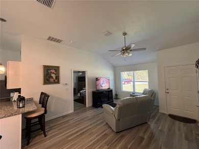 Come see this practically brand new 3/2 beautiful Frame Home - photo 21