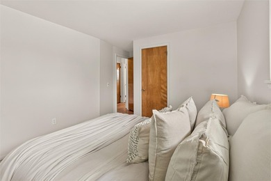 Welcome home to this spacious and well-maintained 3-bedroom, 1 - photo 22