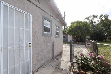 Welcome to this spacious one-story home featuring 5 bedrooms, 3 - photo 24
