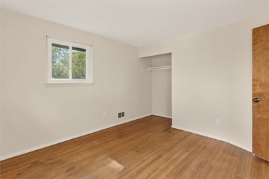 Welcome home to this spacious and well-maintained 3-bedroom, 1 - photo 25