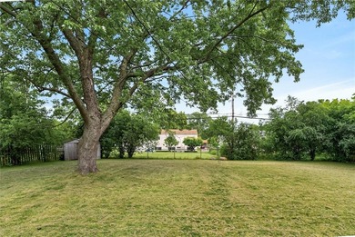 Welcome home to this spacious and well-maintained 3-bedroom, 1 - photo 40