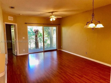 Beautiful waterfront view unit. Located in a quiet and great - photo 1
