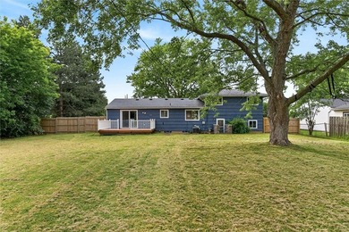 Welcome home to this spacious and well-maintained 3-bedroom, 1 - photo 42