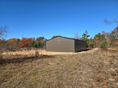 Fantastic 1.15-acre parcel located on main road, featuring a - photo 4