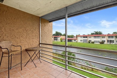 (private lake, pond, creek) Condo For Sale in West Palm Beach Florida