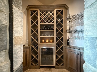 Welcome to 1919 Kings Pass, Heath, Texas 75032 - a breathtaking - photo 16