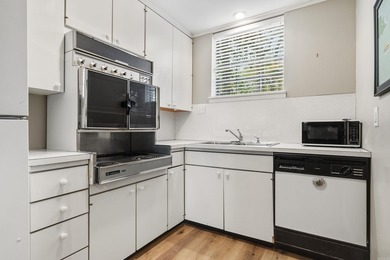 Looking for a full-time vacation? Welcome to Baywood Colony-your - photo 23