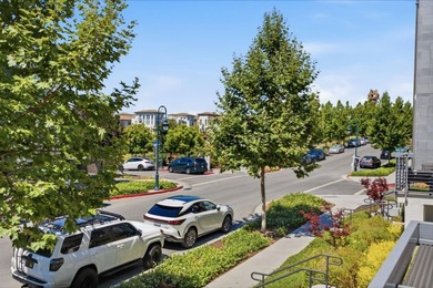 Located on a picturesque tree-lined street of Communication - photo 28