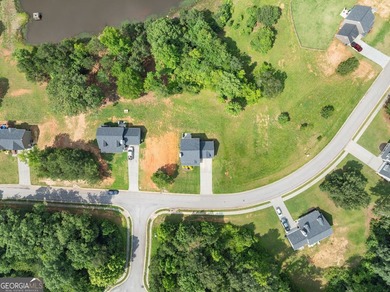 2021 Build offering a great floorplan situated on almost an acre - photo 38