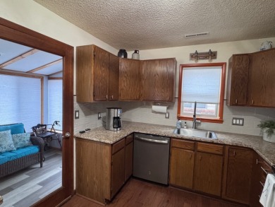 Don't miss out on this ready to move into - photo 9