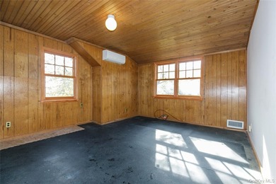 KINGS POINT WEST SIDE! A RARE 2 ACRE DOUBLE LOT! FRONT LOT ON - photo 22