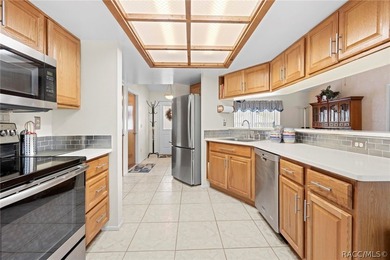 Discover your slice of Florida living at 13378 Drayton Dr - photo 16