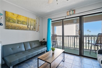 Fully furnished 1-bedroom, 1-bath beachfront condo located in - photo 17