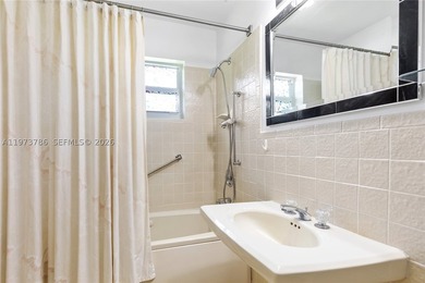 This spacious 5-bedroom, 4-bath residence with a private - photo 24