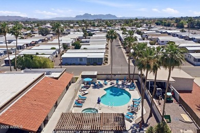Updated Double-Wide in Mesa Shadows | 2 Primary Suites | Garage - photo 29