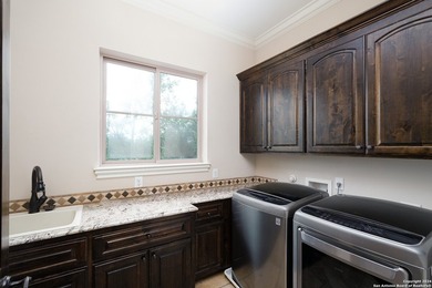 * Owner Finance available - 3 yr Balloon* Discover the epitome - photo 32