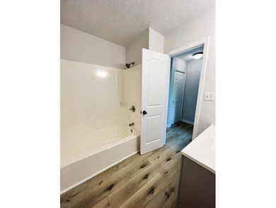 TURNKEY INVESTMENT OPPORTUNITY | NO HOA Welcome to this - photo 33