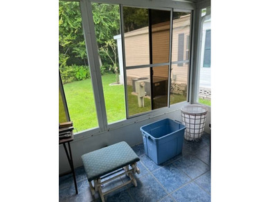 Welcome to your adorable getaway home in The Hamptons Golf and - photo 4