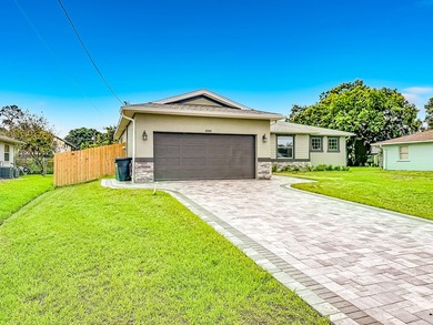 Stunning, only 1 year old, 4-bedroom, 2-bathroom home located in - photo 4