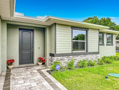 Stunning, only 1 year old, 4-bedroom, 2-bathroom home located in - photo 6