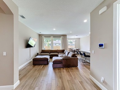 Stunning, only 1 year old, 4-bedroom, 2-bathroom home located in - photo 8