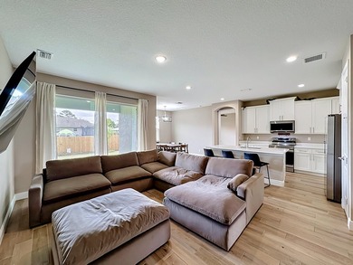Stunning, only 1 year old, 4-bedroom, 2-bathroom home located in - photo 10