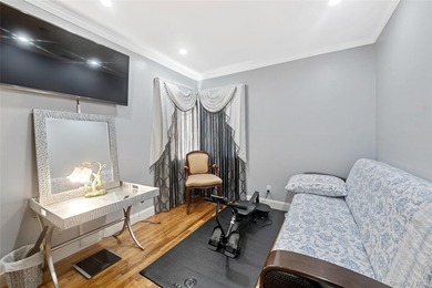 Welcome to 13 Noon Place - a beautifully maintained split-level - photo 12
