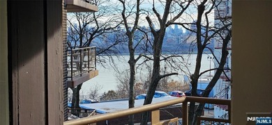 Live in it or rent it out. Sun-filled, all utilities included