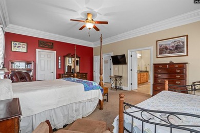 Whether you are looking for an exquisite home with a heated pool - photo 22