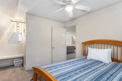 Your Lake Sam Rayburn getaway awaits! Nestled in the - photo 27