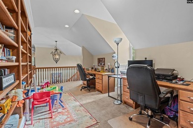 Whether you are looking for an exquisite home with a heated pool - photo 33
