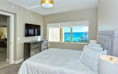 Welcome to the epitome of luxury living at the The Ritz-Carlton - photo 33