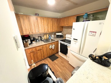 Discover this charming 1BR/1BA condo at 124 Andover E in the - photo 5