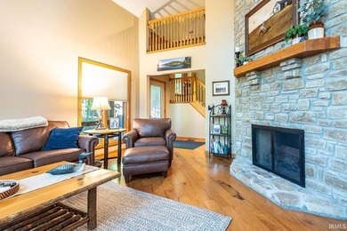 This stunning rustic-contemporary retreat sits on a private - photo 11