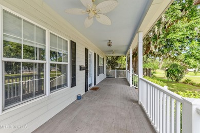 Gulf Front Oasis in Old Town Biloxi! Own a slice of paradise in - photo 4