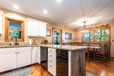 This stunning rustic-contemporary retreat sits on a private - photo 17
