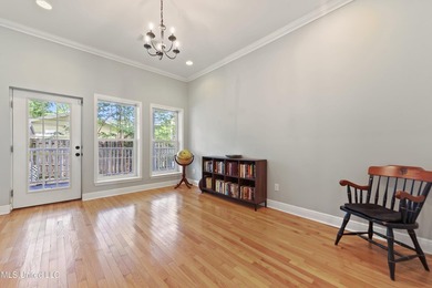 Gulf Front Oasis in Old Town Biloxi! Own a slice of paradise in - photo 9