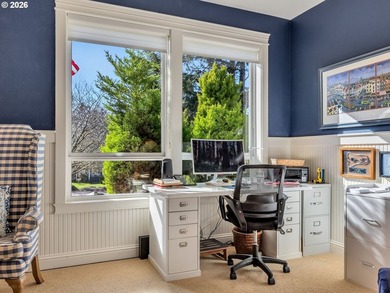 Well built and meticulously maintained, this exquisite Shamrock - photo 20
