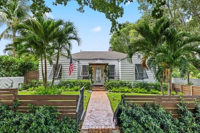 Nestled in the heart of sought-after Flamingo Park, this - photo 1