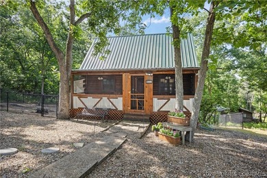 Escape to this adorable 2-bed, 2-bath rustic log cabin tucked - photo 30