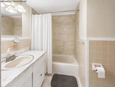 Welcome to 140 Regis Drive, a versatile Staten Island property - photo 31