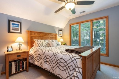 This stunning rustic-contemporary retreat sits on a private - photo 32