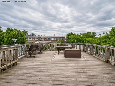 Welcome to 140 Regis Drive, a versatile Staten Island property - photo 34