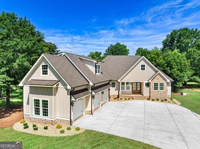 This brand new Lake Hartwell home delivers the perfect blend of - photo 3