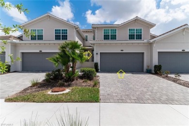 Lake Townhome/Townhouse For Sale in Punta Gorda, Florida